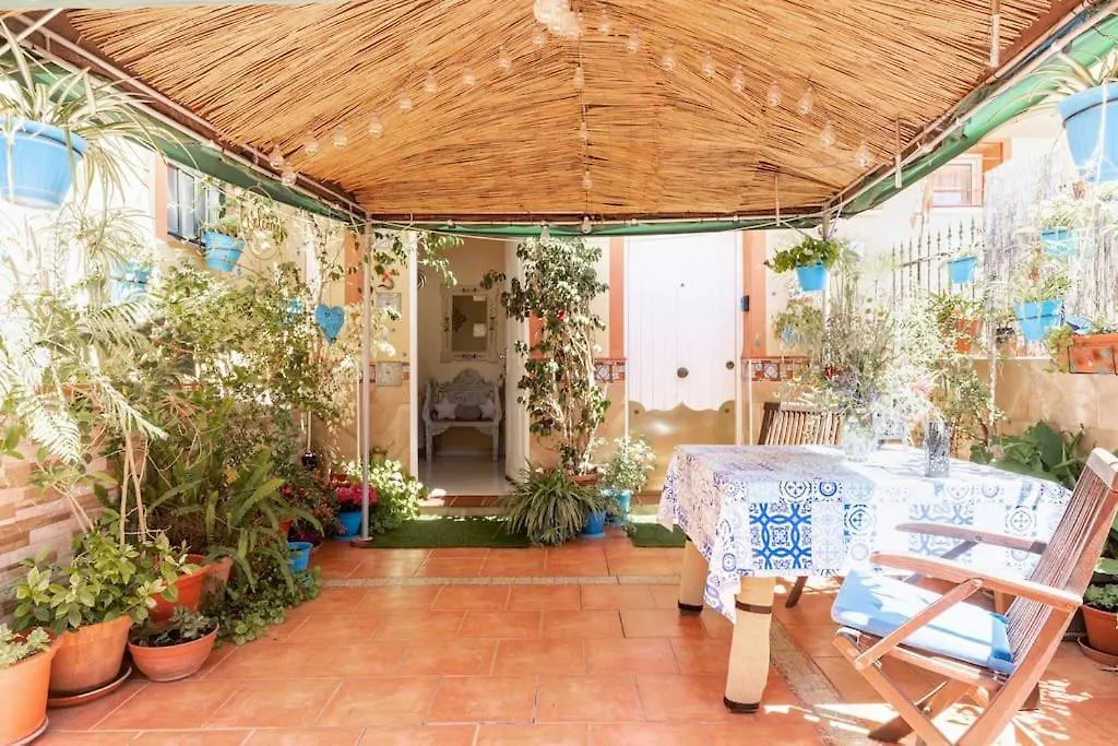 Cool Garden And Suite Mairena del Aljarafe 0*,  Spain