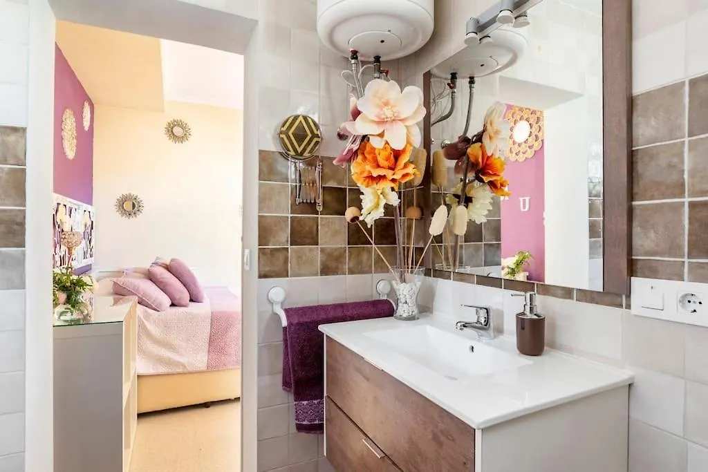 Cool Garden And Suite Mairena del Aljarafe Homestay