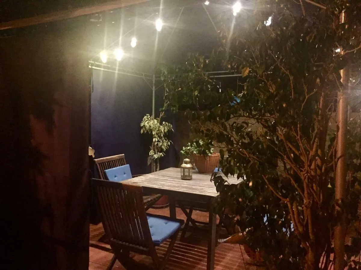 Cool Garden And Suite Mairena del Aljarafe Homestay